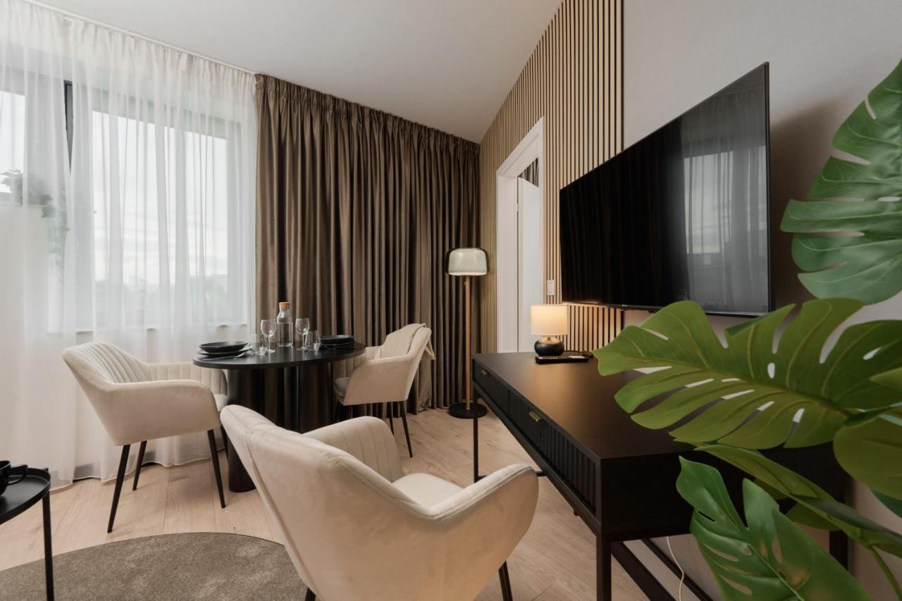Wroclavia Apartments Dyrekcyjna By Noclegi Renters Wroclaw Dış mekan fotoğraf