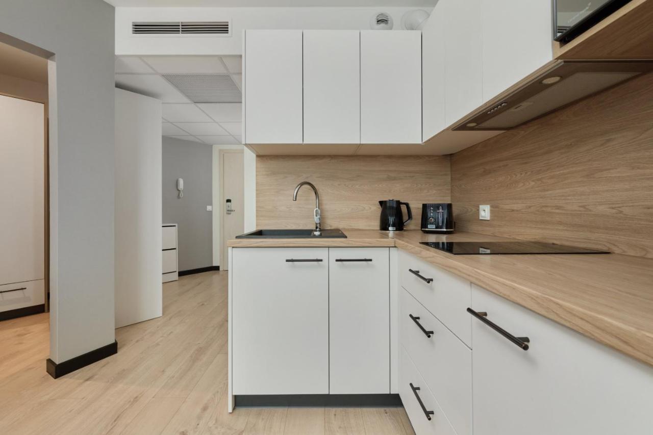 Wroclavia Apartments Dyrekcyjna By Noclegi Renters Wroclaw Dış mekan fotoğraf