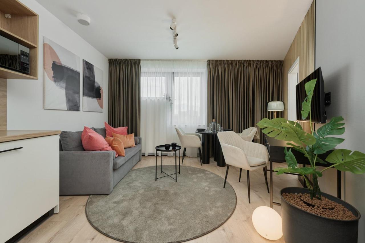 Wroclavia Apartments Dyrekcyjna By Noclegi Renters Wroclaw Dış mekan fotoğraf