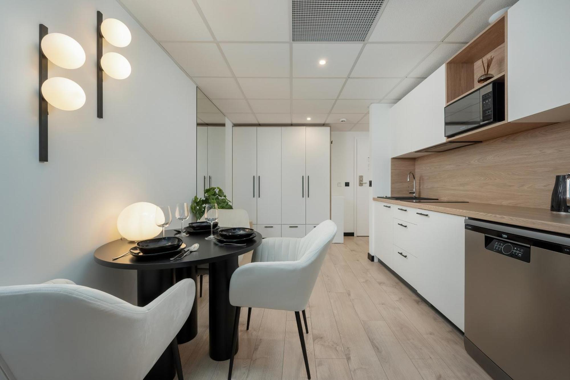 Wroclavia Apartments Dyrekcyjna By Noclegi Renters Wroclaw Dış mekan fotoğraf