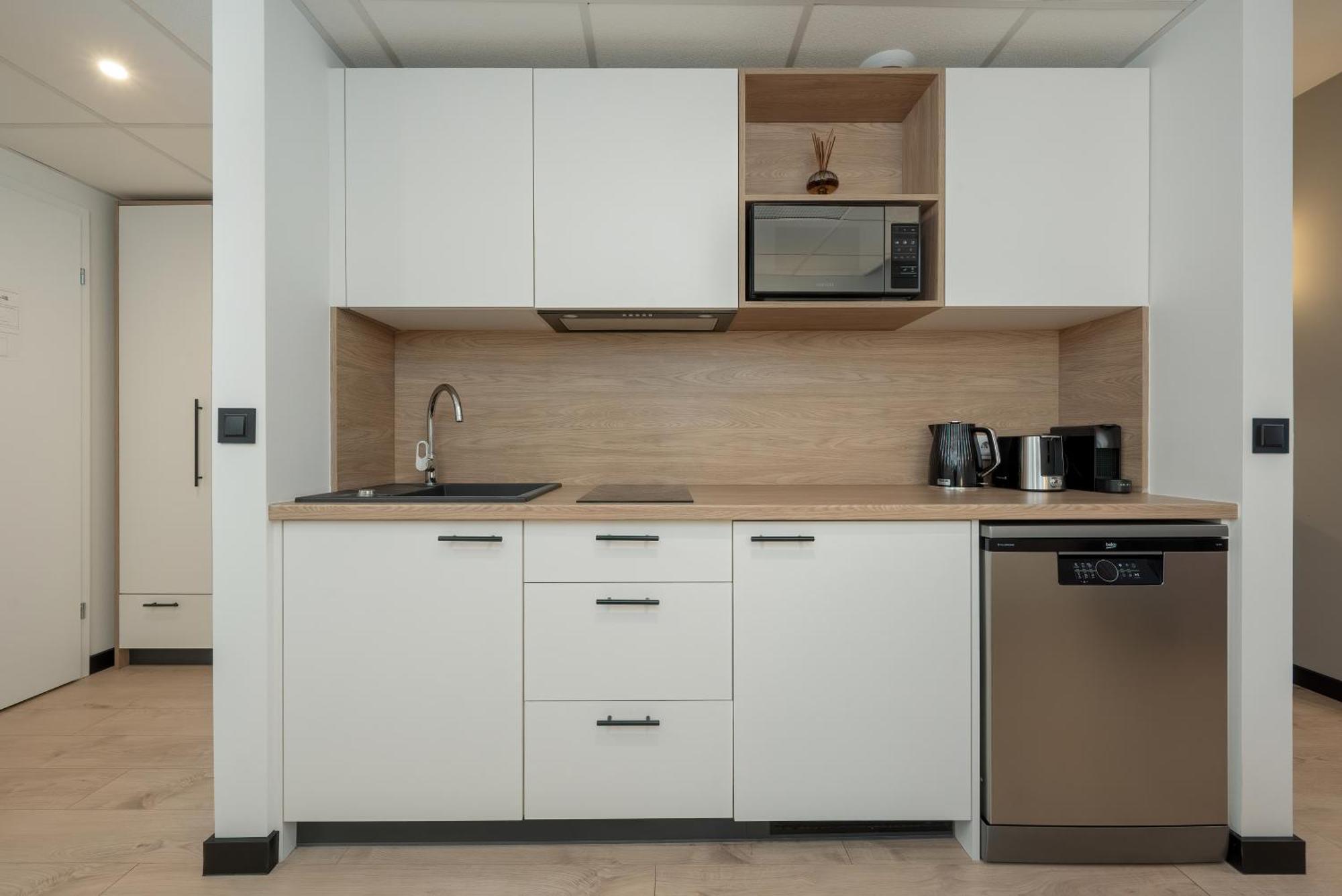 Wroclavia Apartments Dyrekcyjna By Noclegi Renters Wroclaw Dış mekan fotoğraf